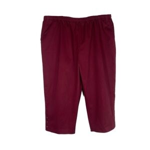 Draper’s & Damon’s Women’s Wine Elastic Waist Pull-On Capri Pants